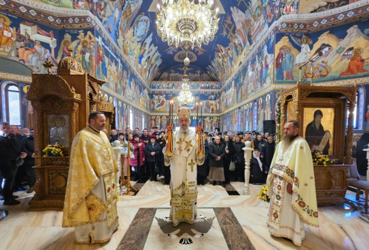 Resfințirea bisericii din Parohia Gănești, Protopopiatul Târnăveni 315453