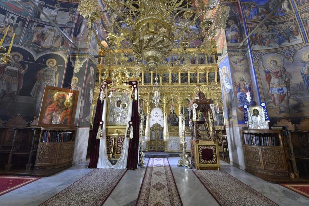 Athosul - sanctuarul slăvirii Maicii Domnului 315544