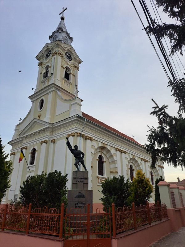 Momente de bucurie în două parohii din Banat  315627