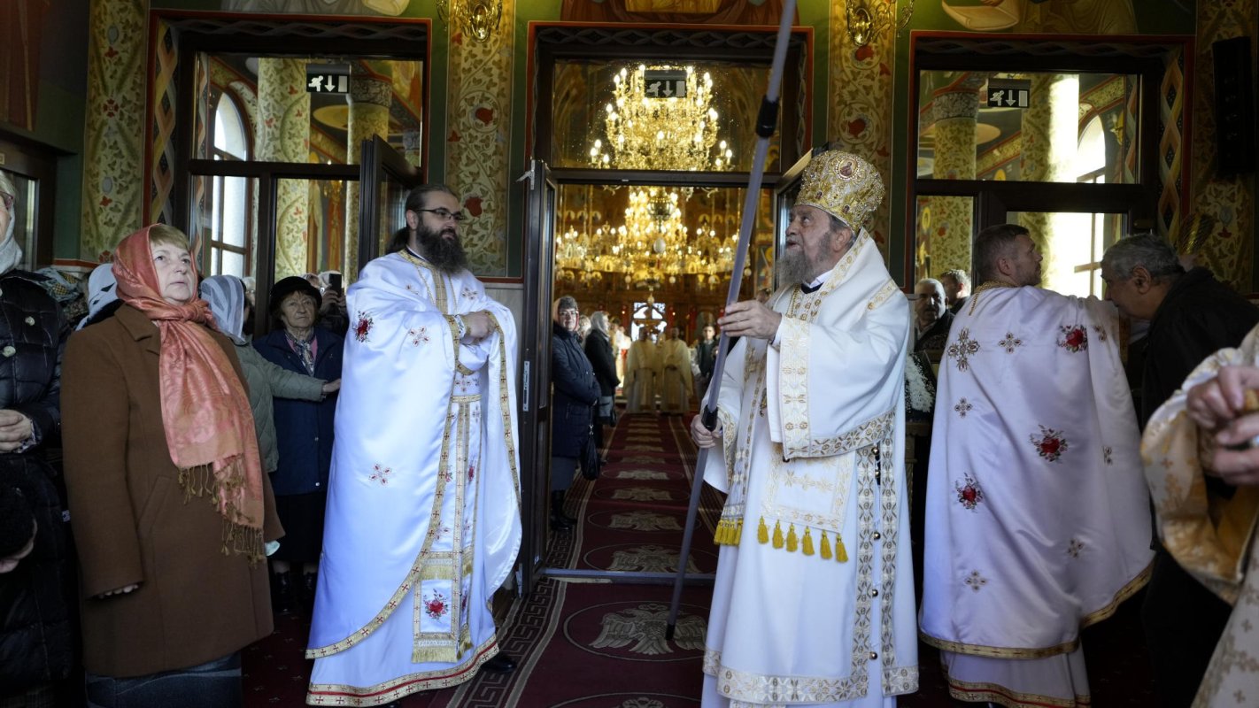 Pictura Bisericii „Sfântul Ilie” din Sibiu-Turnişor a fost sfinţită 315589