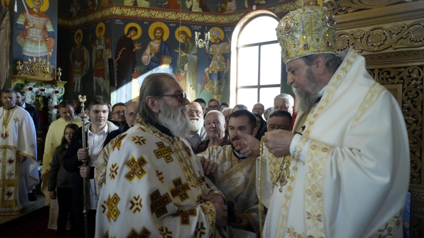 Pictura Bisericii „Sfântul Ilie” din Sibiu-Turnişor a fost sfinţită 315592