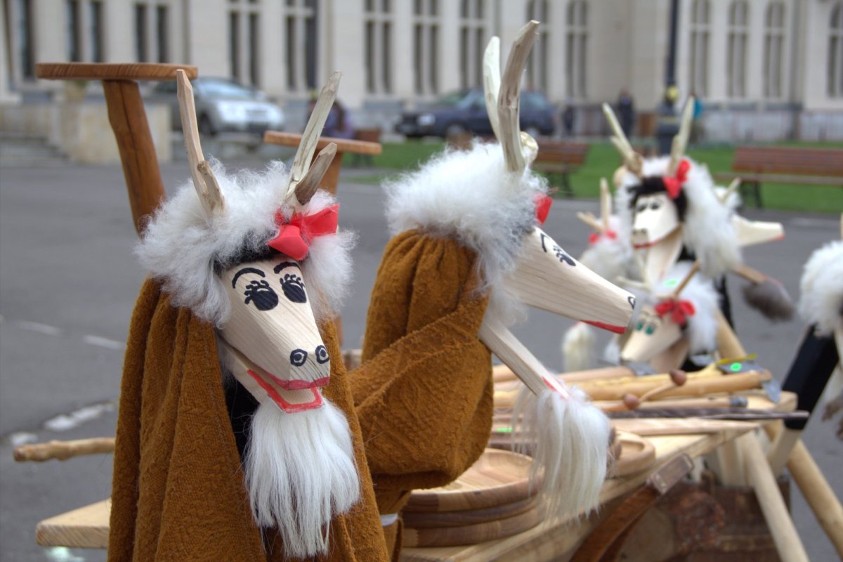 Arta însufleţită a meşterilor de pe cele două maluri ale Prutului 315673