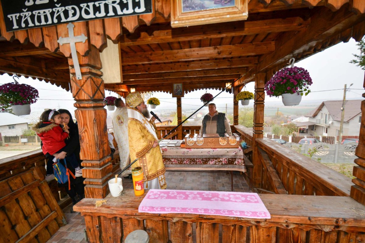 Sfințire de capelă mortuară la o parohie din Olt 315901