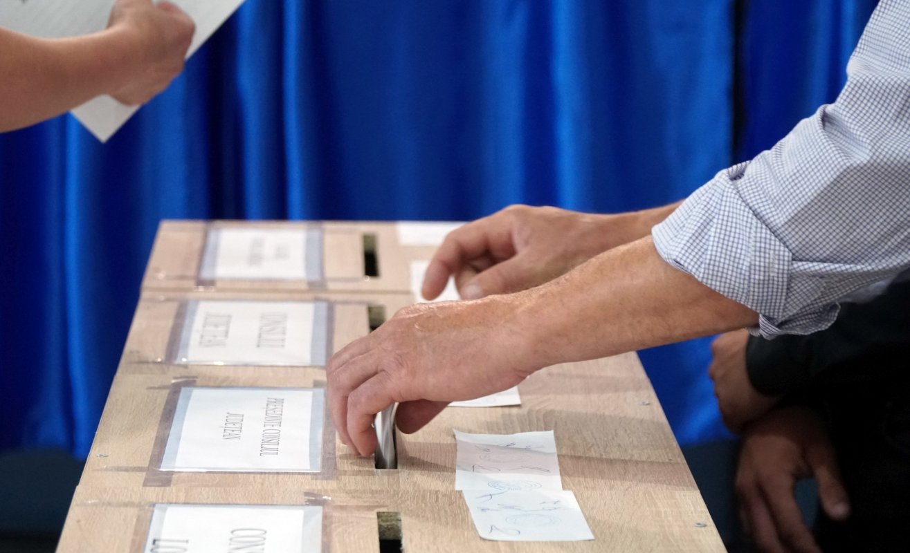 Trei buletine de vot la referendum 315857