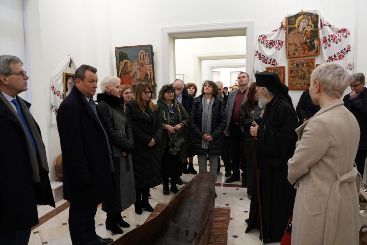 Consorțiul „Universitaria” la muzeul eparhial din Galaţi 316175
