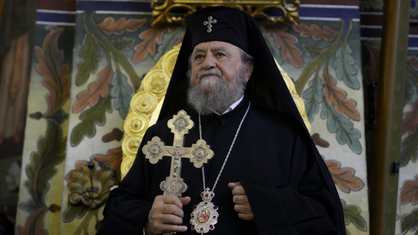 IPS Părinte Mitropolit Laurenţiu a sărbătorit 19 ani de la întronizare 316123