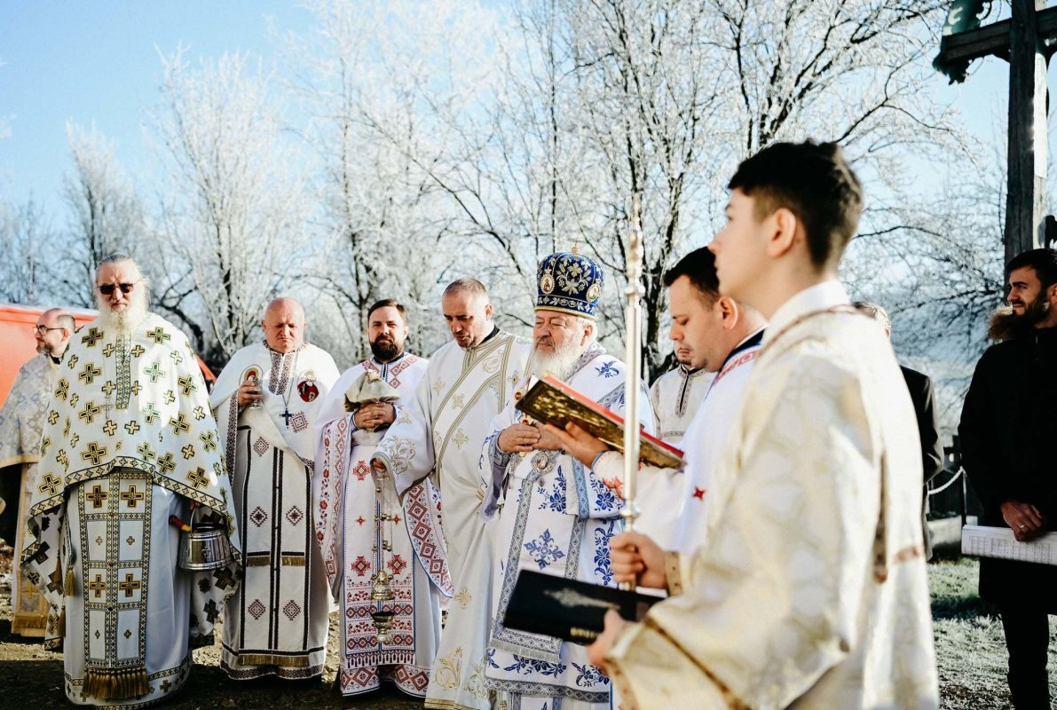 Resfințirea Bisericii „Sfânta Treime” din Topa Mică, judeţul Cluj 316133