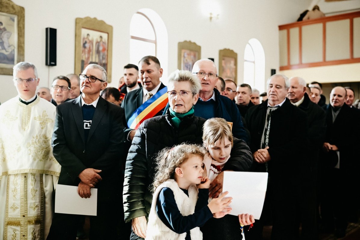 Resfințirea Bisericii „Sfânta Treime” din Topa Mică, judeţul Cluj 316137