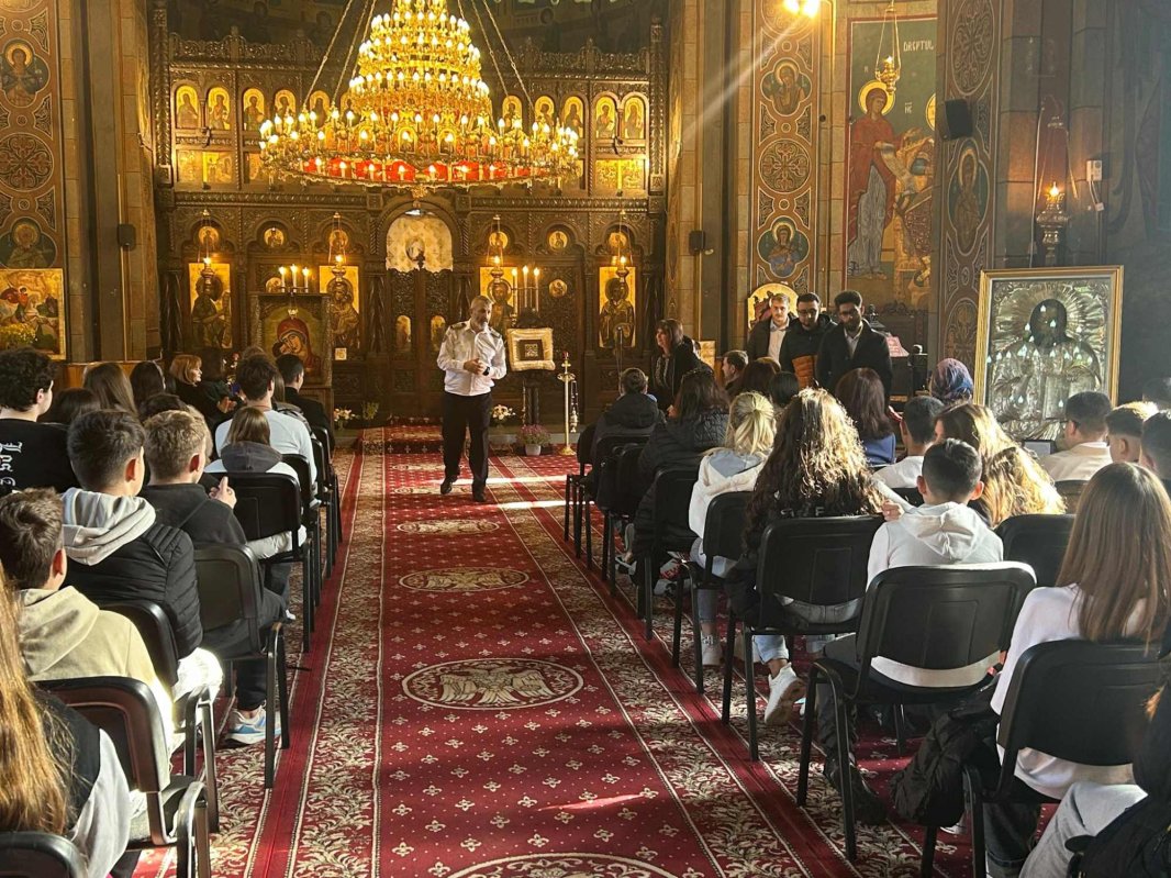 Acțiuni filantropice și educaționale în Arhiepiscopia Târgoviștei 316258