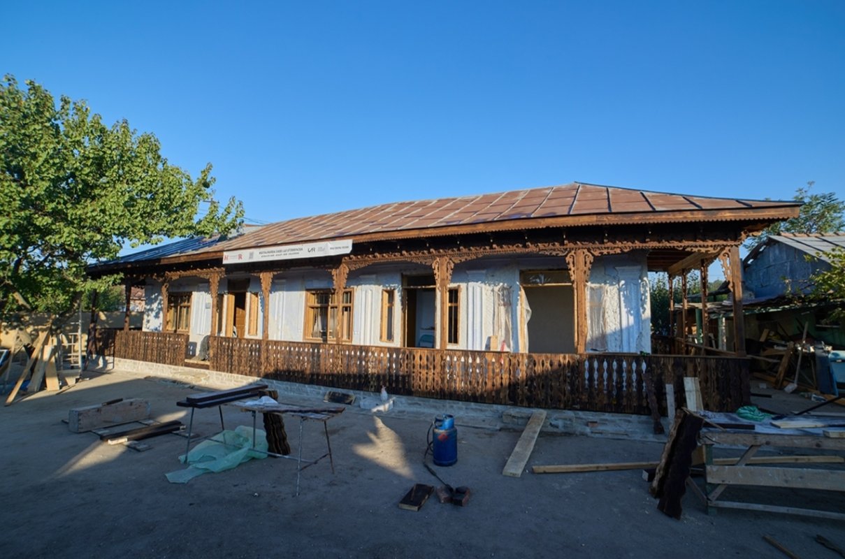 Case vechi documentate cu ajutorul poștașilor 316216