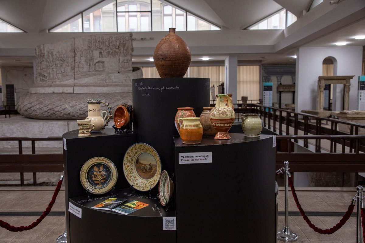 „Tradiție în lut - În siajul artiștilor ceramiști” 316201