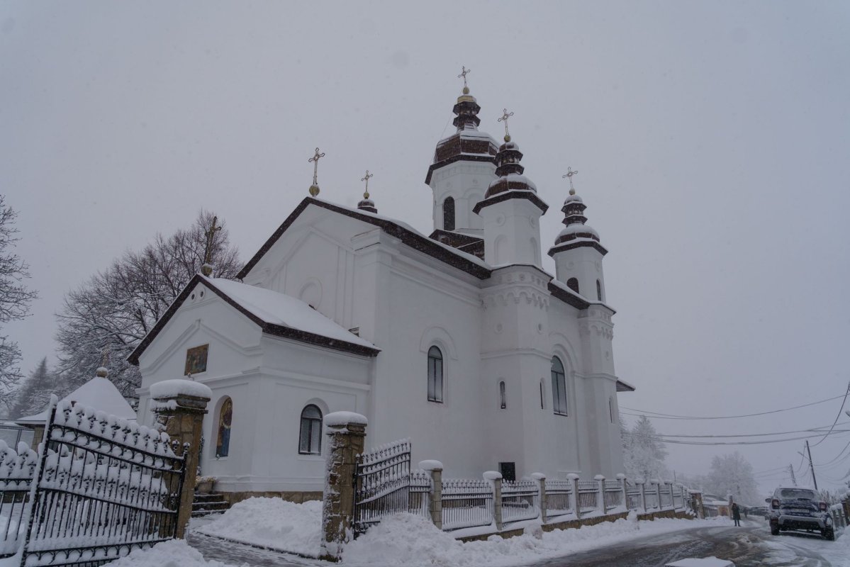 Bucurie duhovnicească la hramul Schitului „Vovidenia” 316475