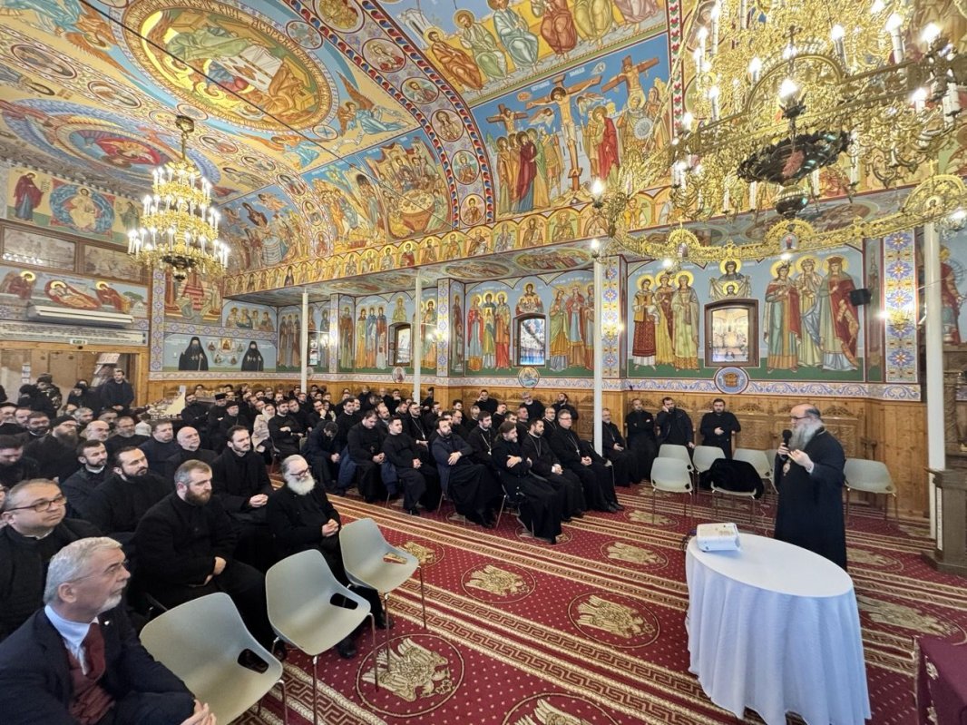 Conferință semestrială cu clericii români din nordul Italiei 316410