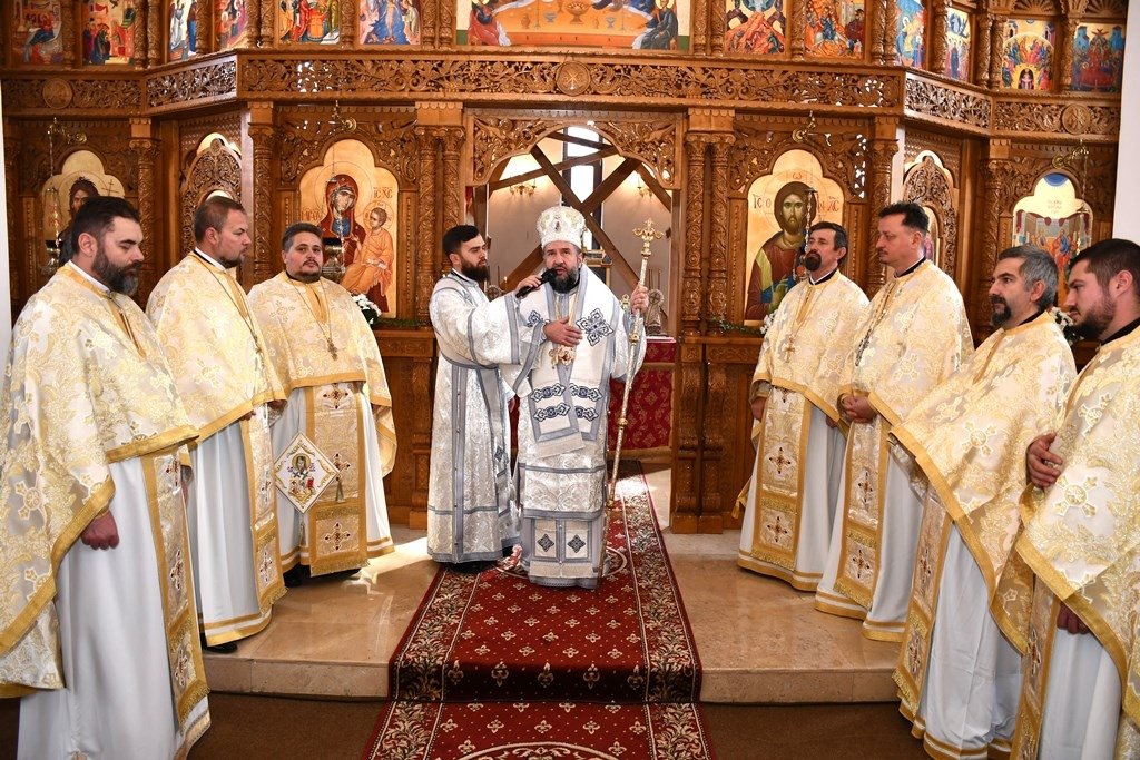 Sărbătoare într‑o parohie din Oravița 316525