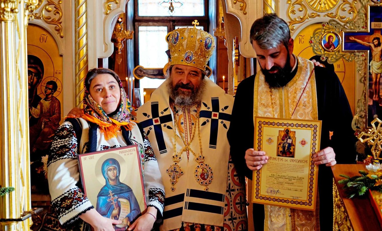 Binecuvântarea mozaicului de la biserica din Bucium, Iași 316710
