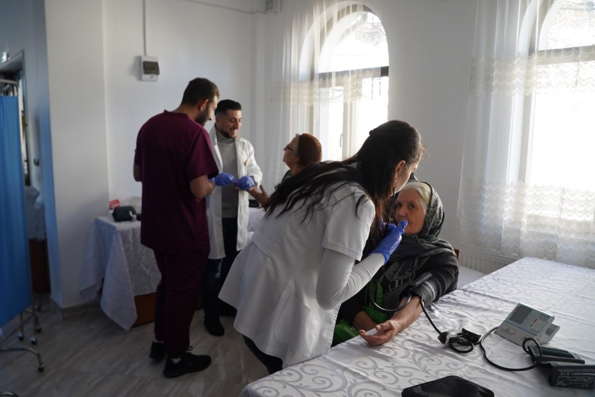 Caravane medicale în zonele afectate de inundații din județul Galați 316768