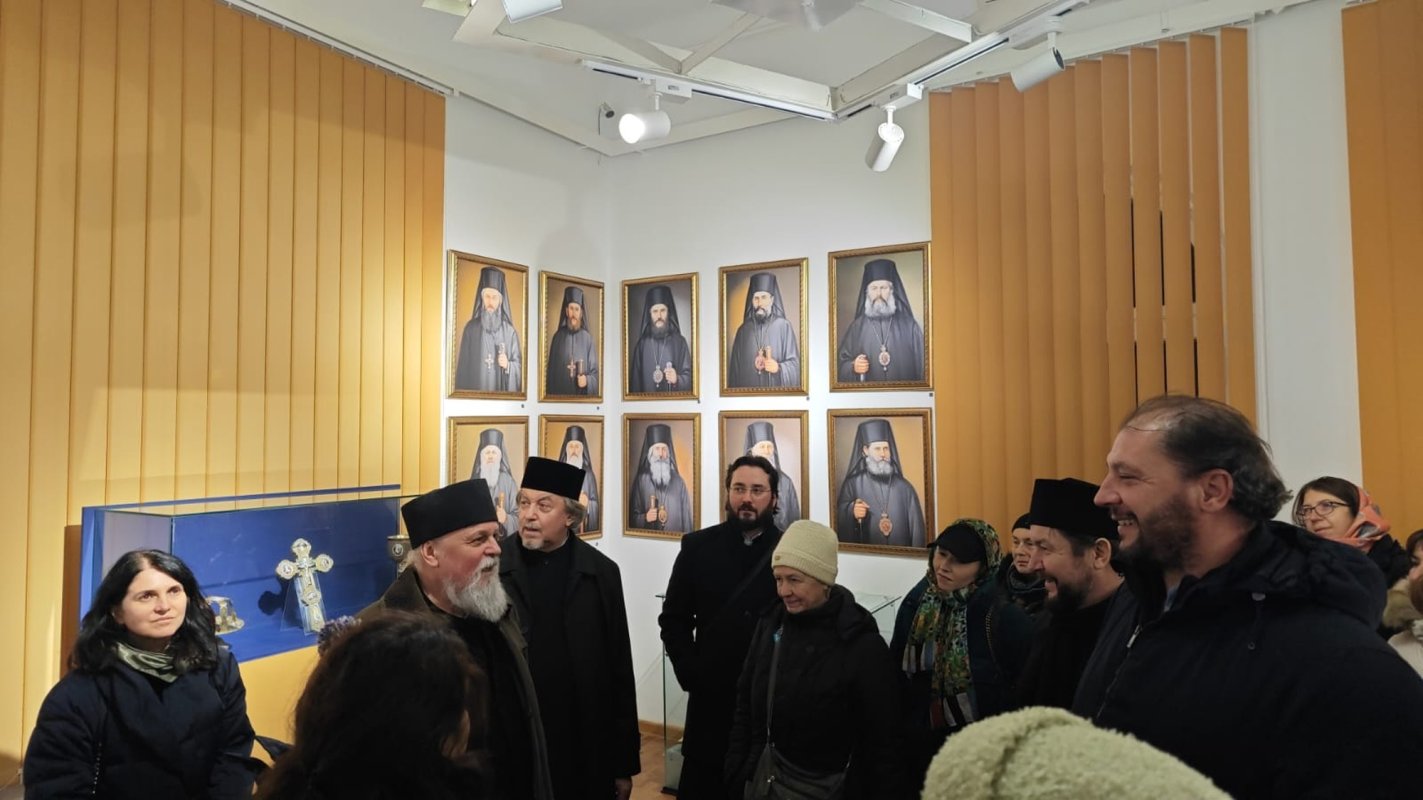 Pelerinaj la mănăstirile Căldăruşani, Pasărea şi Cernica 316791