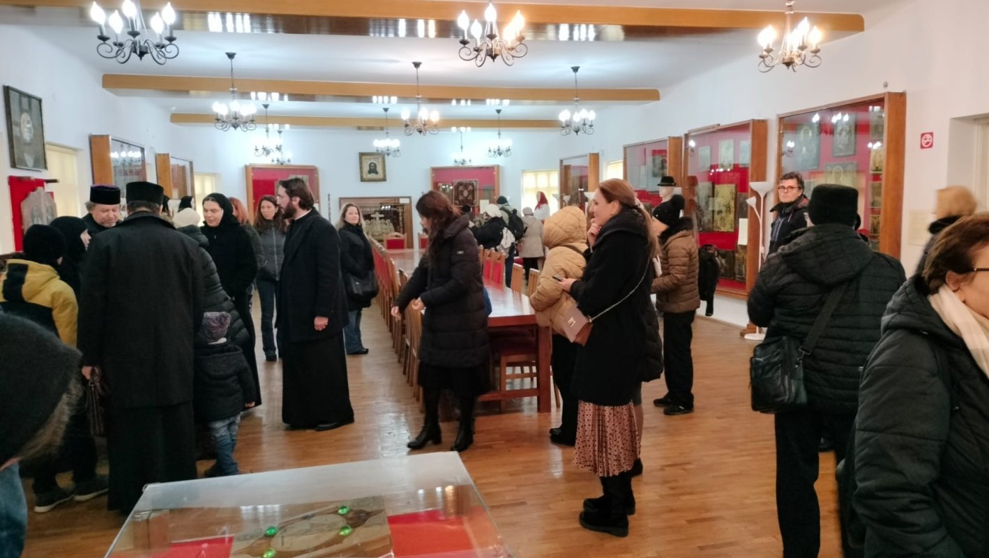 Pelerinaj la mănăstirile Căldăruşani, Pasărea şi Cernica 316792