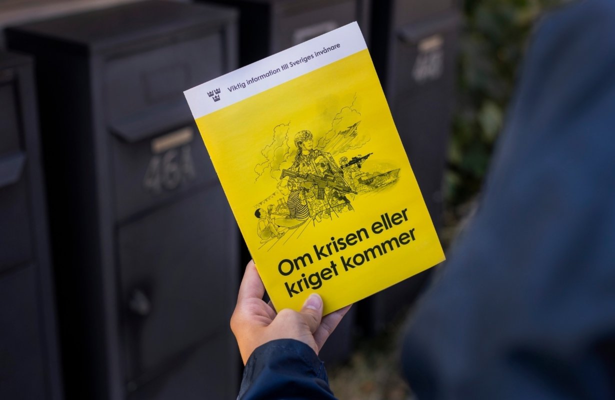 Țările nordice trimit populației ghiduri de apărare civilă  316690