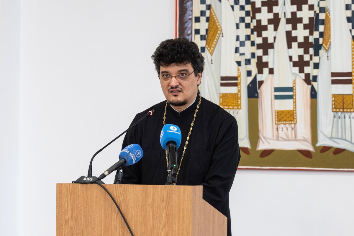 Conferință interdisciplinară la Facultatea de Teologie Ortodoxă din Capitală 316892
