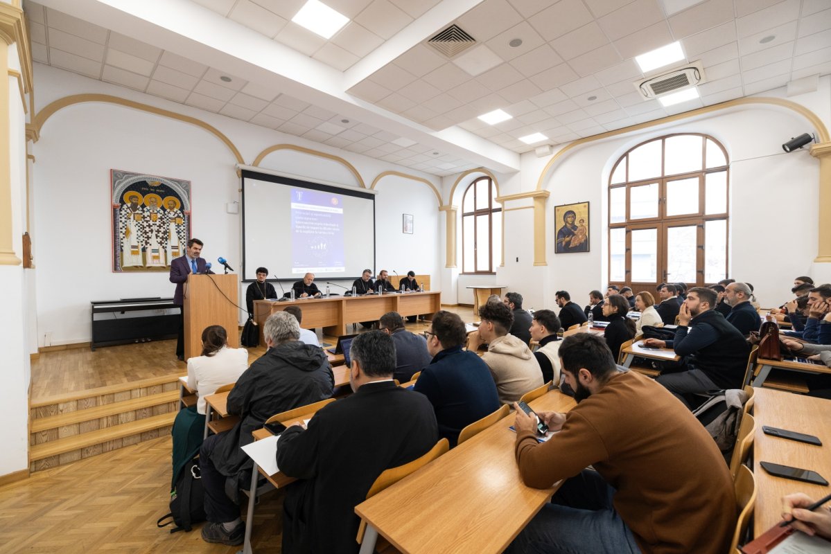 Conferință interdisciplinară la Facultatea de Teologie Ortodoxă din Capitală 316899