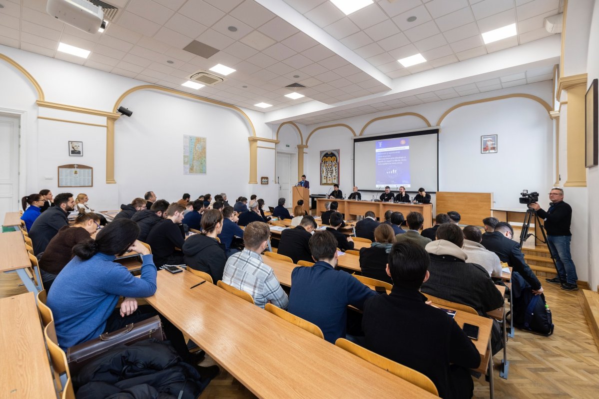 Conferință interdisciplinară la Facultatea de Teologie Ortodoxă din Capitală 316900