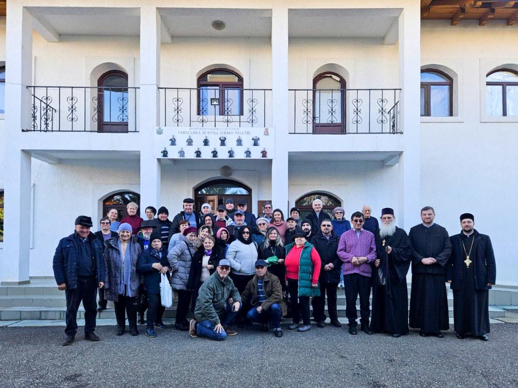 Credincioșii hipoacuzici din Pitești și Mioveni reuniți la Buzău 316907