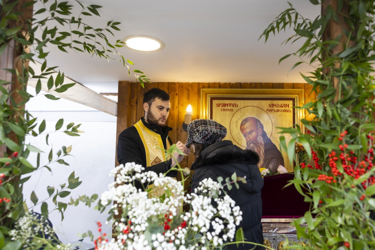 Sărbătoarea Sfântului Stelian în biserica sa bucureșteană 316866
