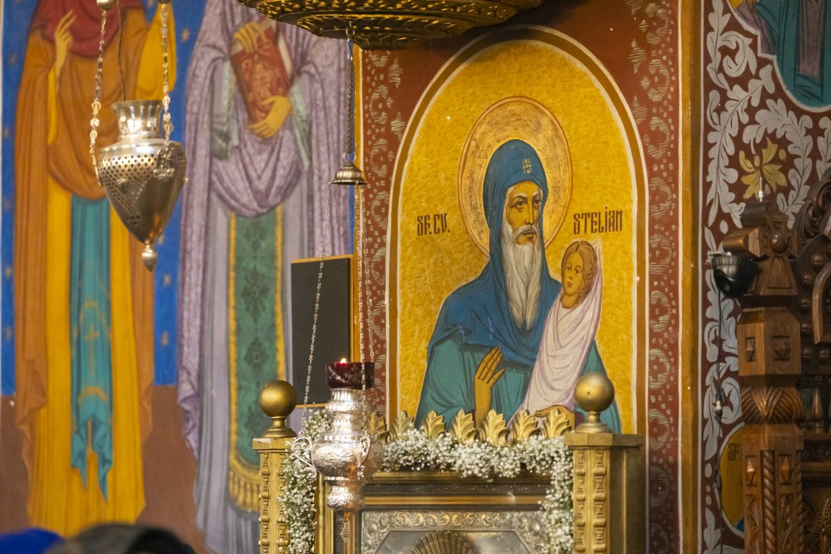 Sărbătoarea Sfântului Stelian în biserica sa bucureșteană 316870