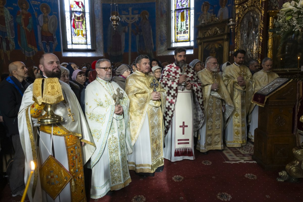 Sărbătoarea Sfântului Stelian în biserica sa bucureșteană 316877