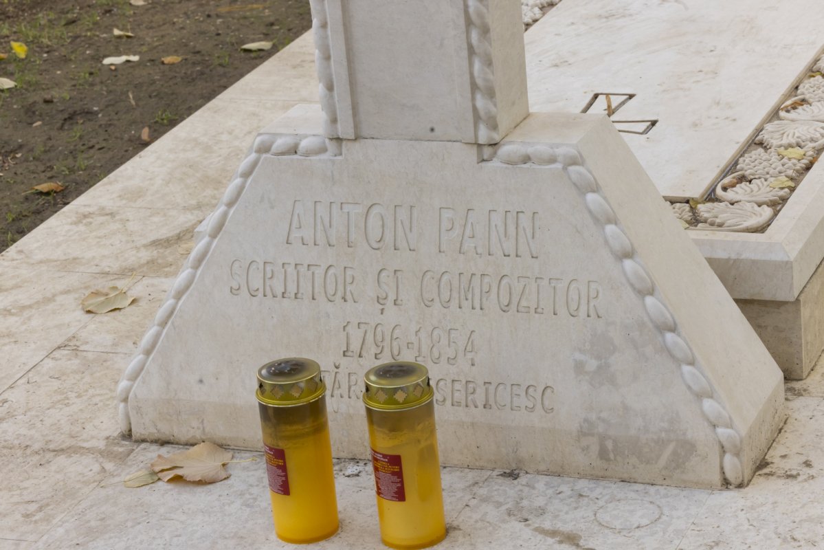 Sărbătoarea Sfântului Stelian în biserica sa bucureșteană 316889