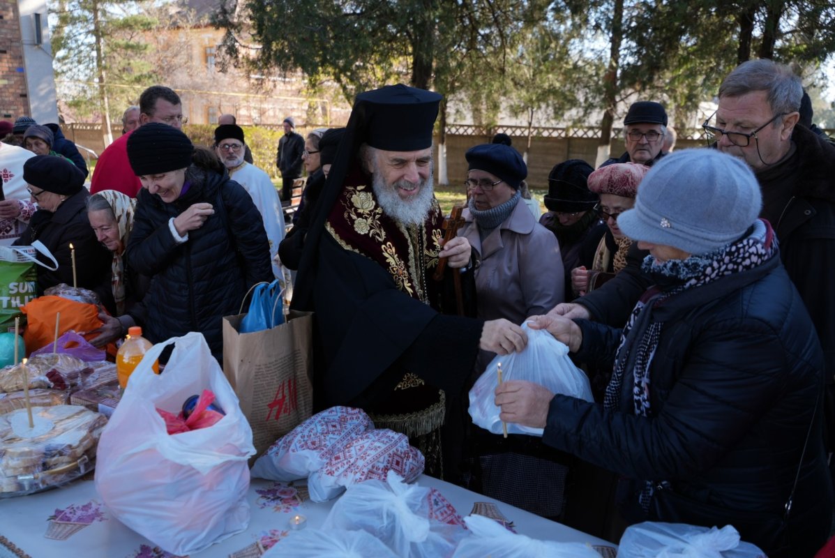Sfânta Ecaterina sărbătorită la o biserică din orașul Galați 316855