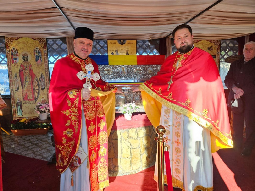 Binecuvântare arhierească la Biserica „Sfânta Ecaterina” din localitatea Sfântu Ilie, Suceava 317081