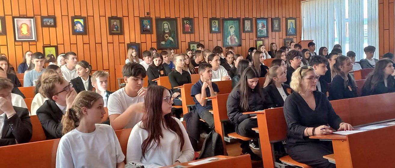 Proiectul „NU Burnout‑ului, DA lecturii! Dosoftei 400” a ajuns la final 317031