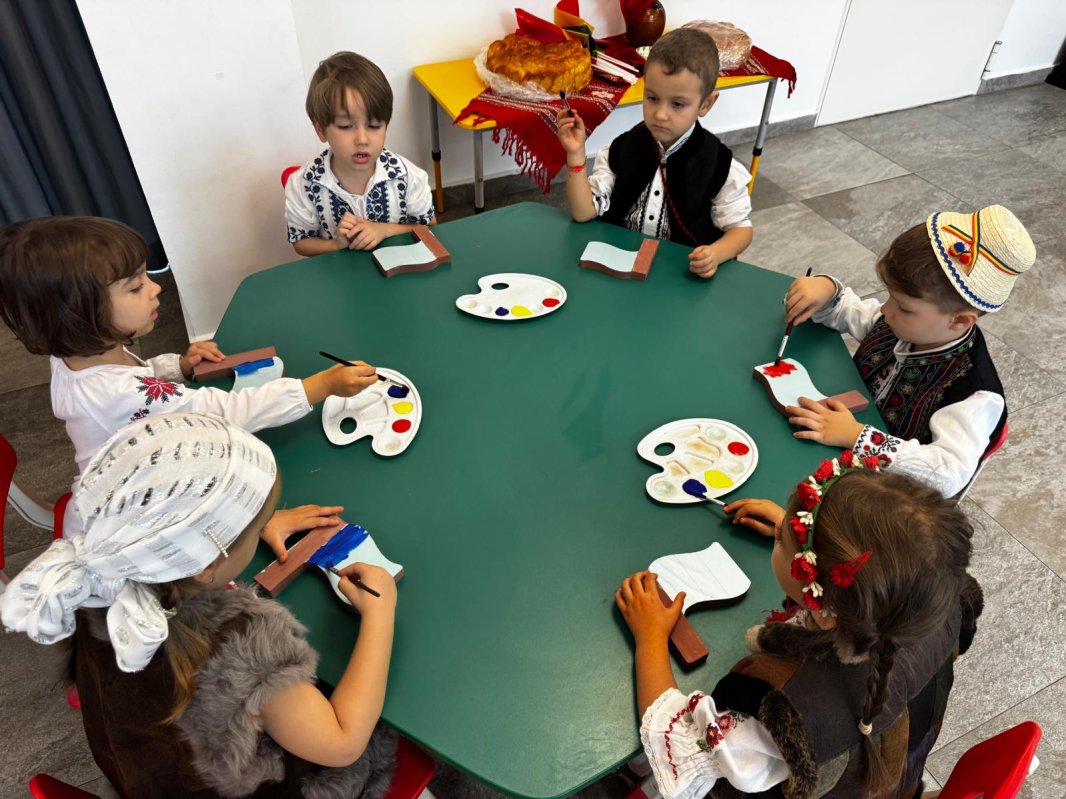 Ziua Națională văzută prin creativitatea copiilor 317253