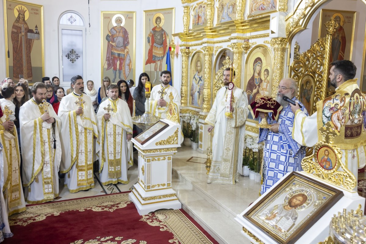 Laudă adusă Sfântului Andrei la Paraclisul Catedralei Naționale 317341