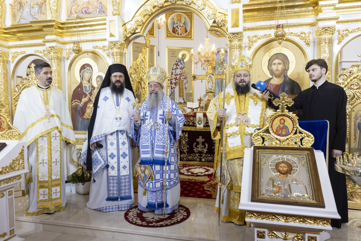 Laudă adusă Sfântului Andrei la Paraclisul Catedralei Naționale 317344