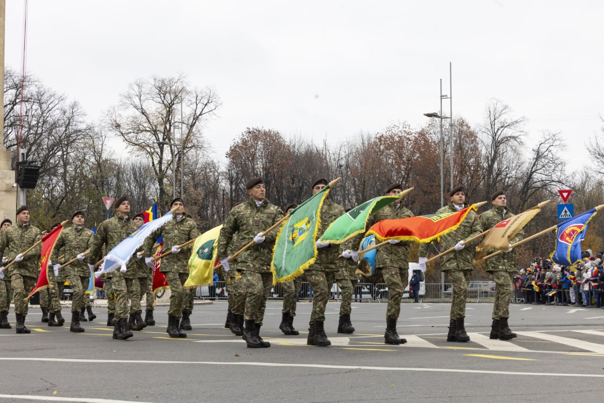 Parada militară de 1 Decembrie la Arcul de Triumf 317411