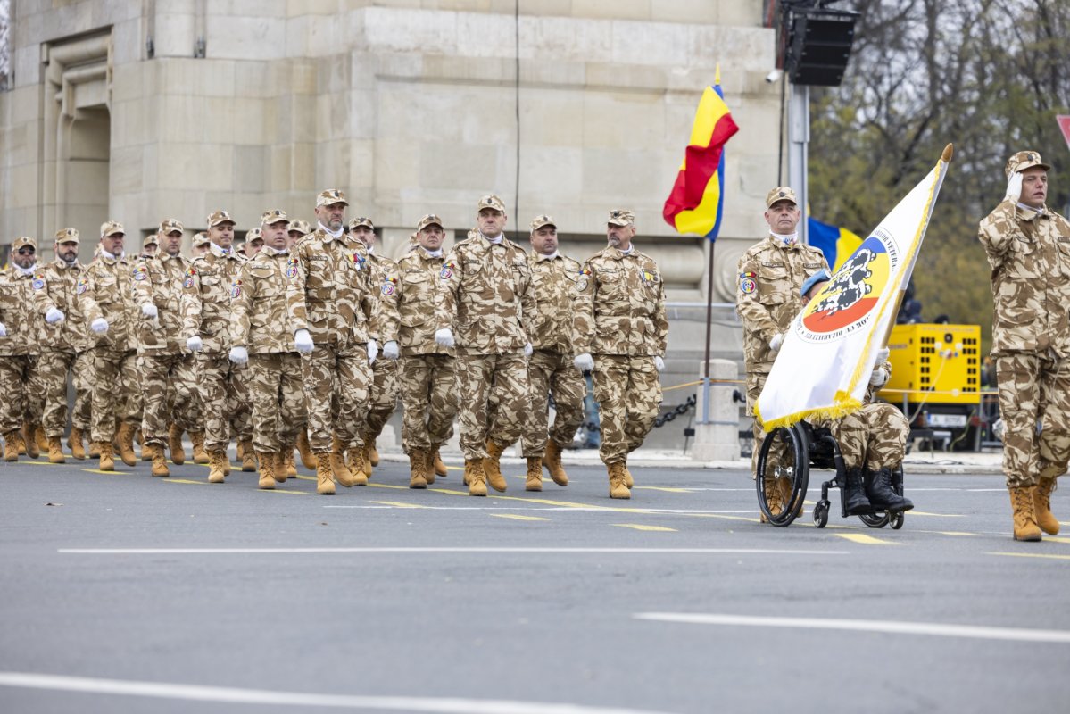 Parada militară de 1 Decembrie la Arcul de Triumf 317413