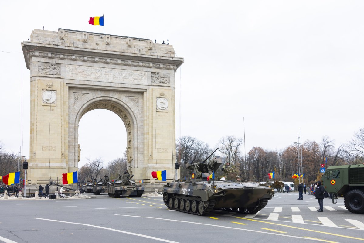 Parada militară de 1 Decembrie la Arcul de Triumf 317430