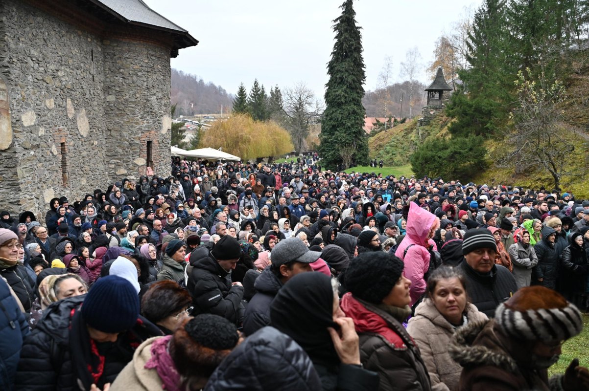 Sfântul Cuvios Mărturisitor Arsenie de la Prislop, pomenit la 35 de ani de la mutarea la Domnul 317360