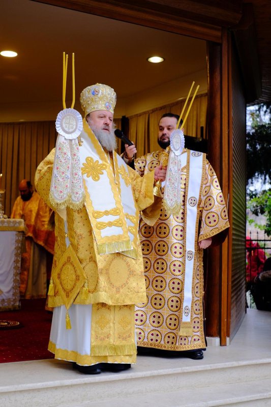 Slujire arhierească la Mănăstirea Radu Vodă 317395