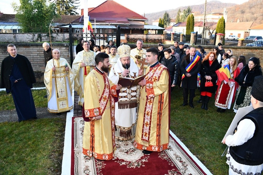 Înnoire la o biserică din județul Caraș-Severin 317488