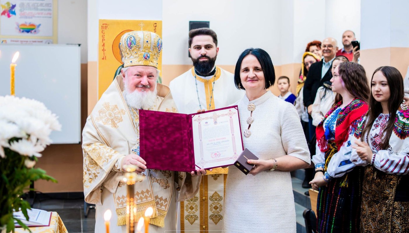 Sfințirea paraclisului unei instituții de învățământ rădăuțene 317496