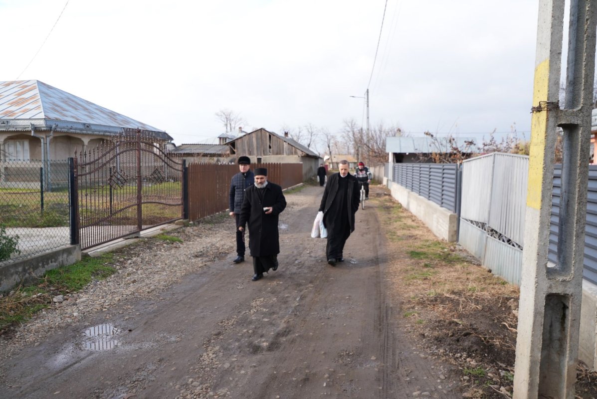 Activități dedicate copiilor și tinerilor la Dunărea de Jos 317586