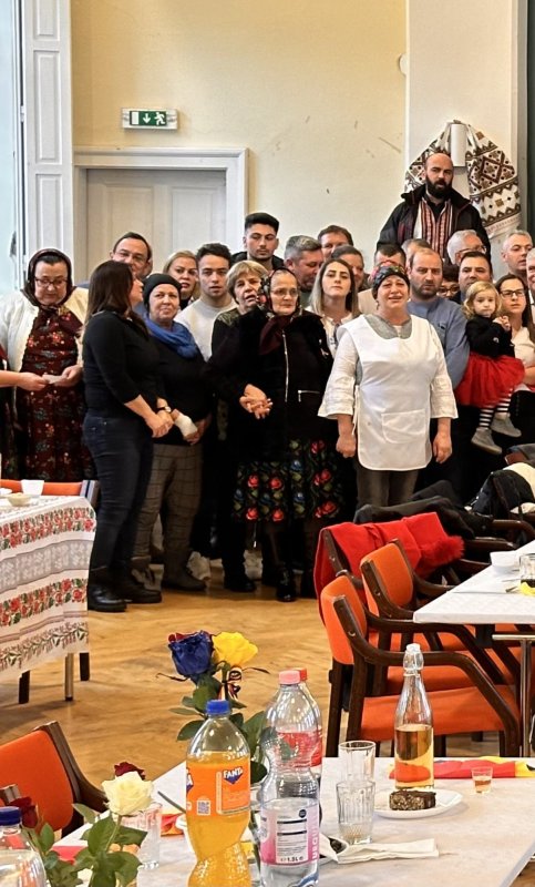 Românii din Amstetten au sărbătorit Ziua Națională 317577