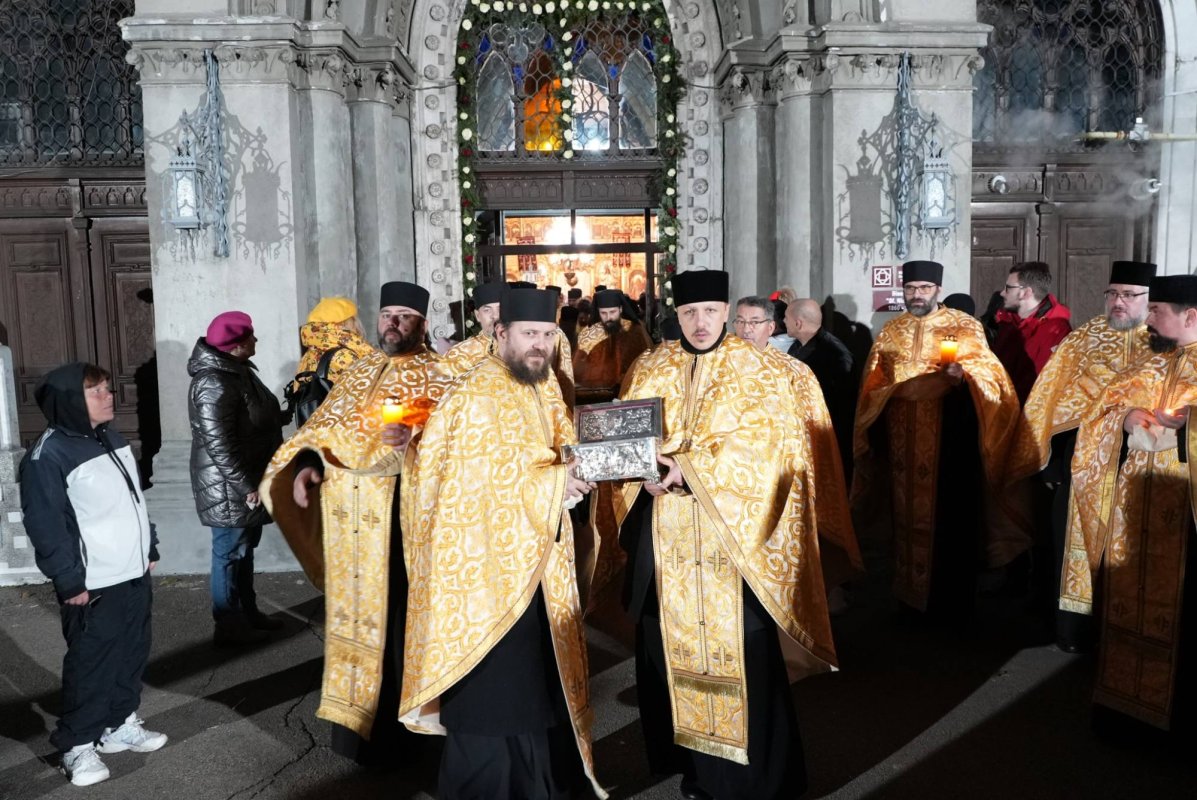 Cinstirea Sfântului Nicolae la Brăila prin procesiuni și ajutorarea semenilor 317835