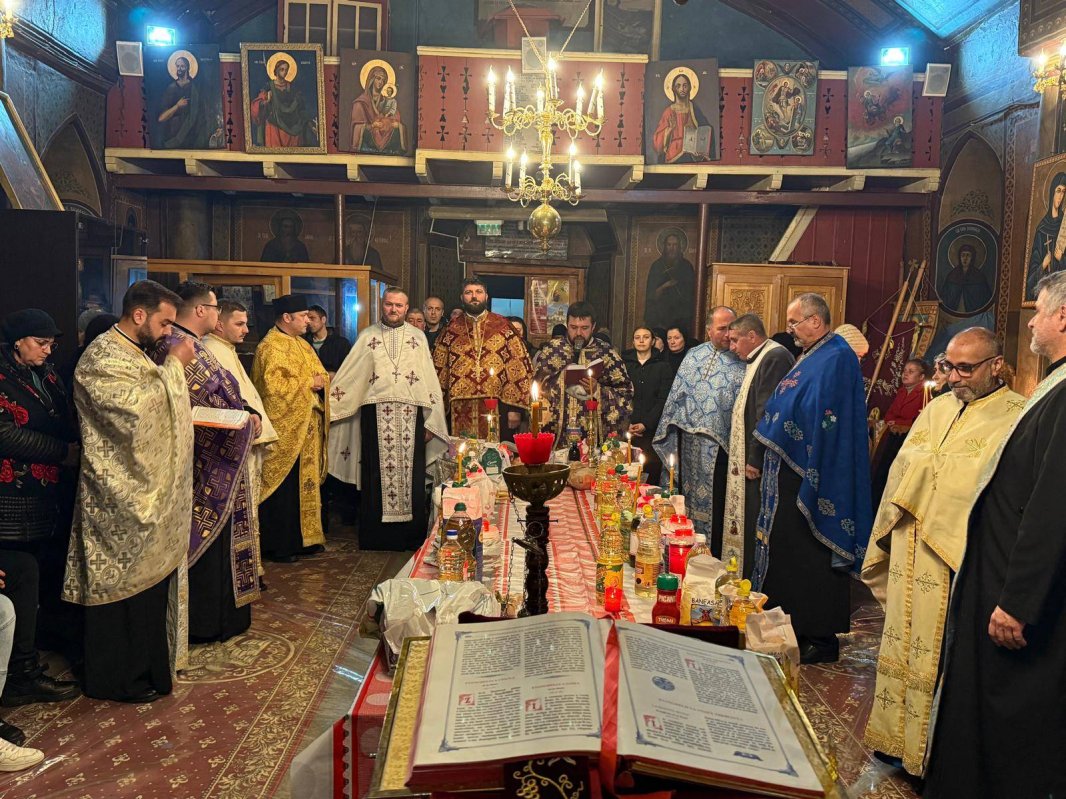 Moaștele Sfântului Ioan Rusul la o parohie din Bărăgan 317851