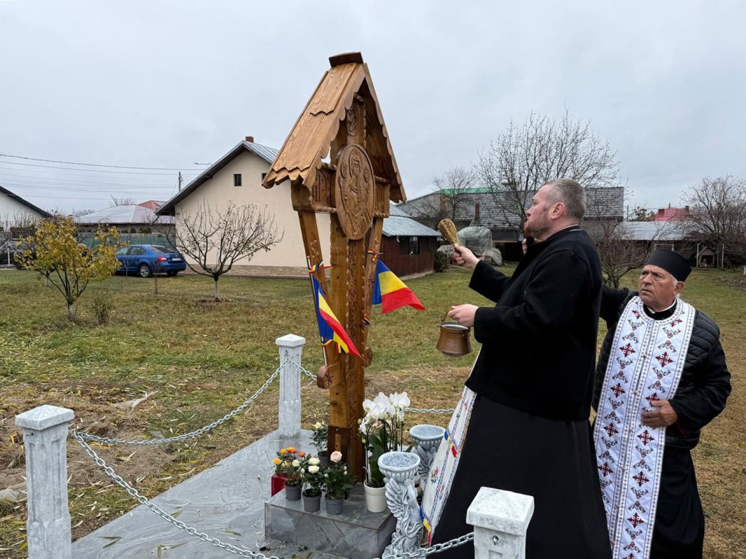 Moaștele Sfântului Ioan Rusul la o parohie din Bărăgan 317853