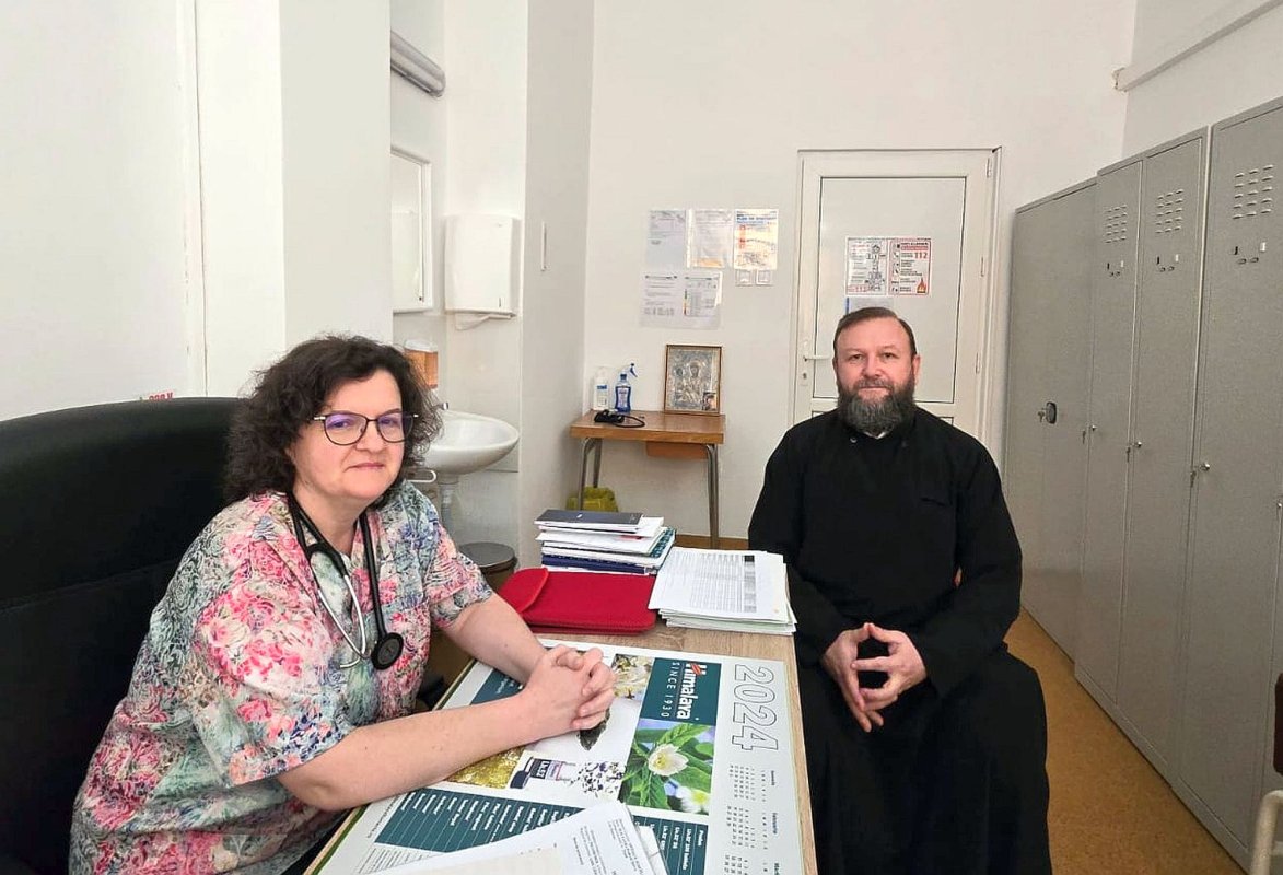 Slujire medicală și spirituală la Spitalul Județean Botoșani 317207